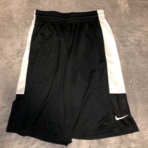 Nike Dri-Fit Basketball Shorts - Men’s Size M